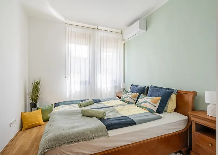 Prime Location - Free Parking, Ac Appartement *