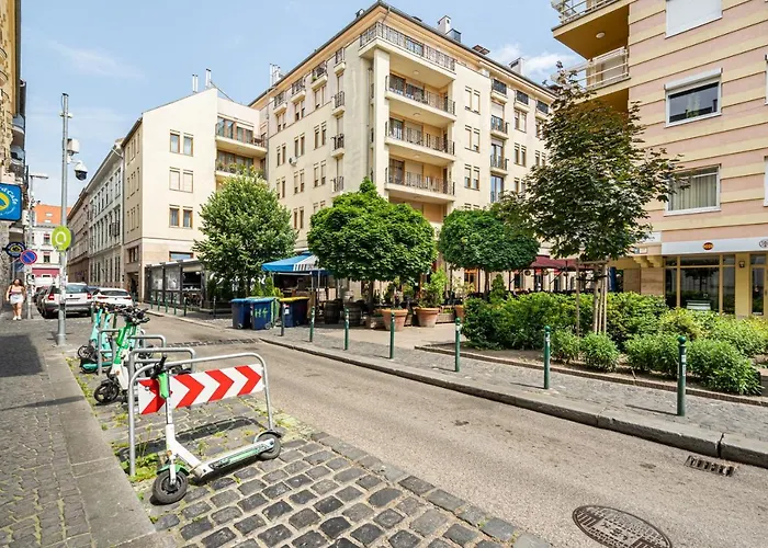 Prime Location - Free Parking, Ac Appartement *