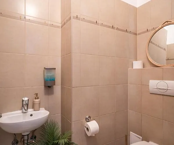 Prime Location - Free Parking, Ac Appartement